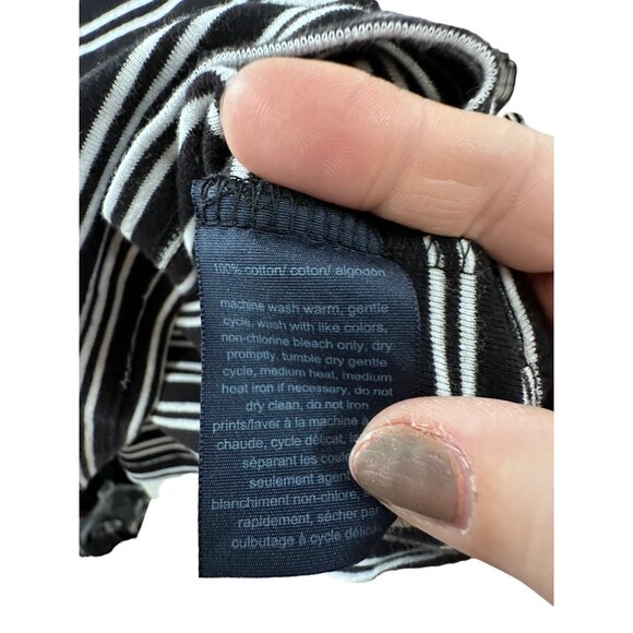 🌸3/$15🌸Blue and White Tommy Striped Shirt with Denim Blue Front Pocket sz L - Picture 5 of 5